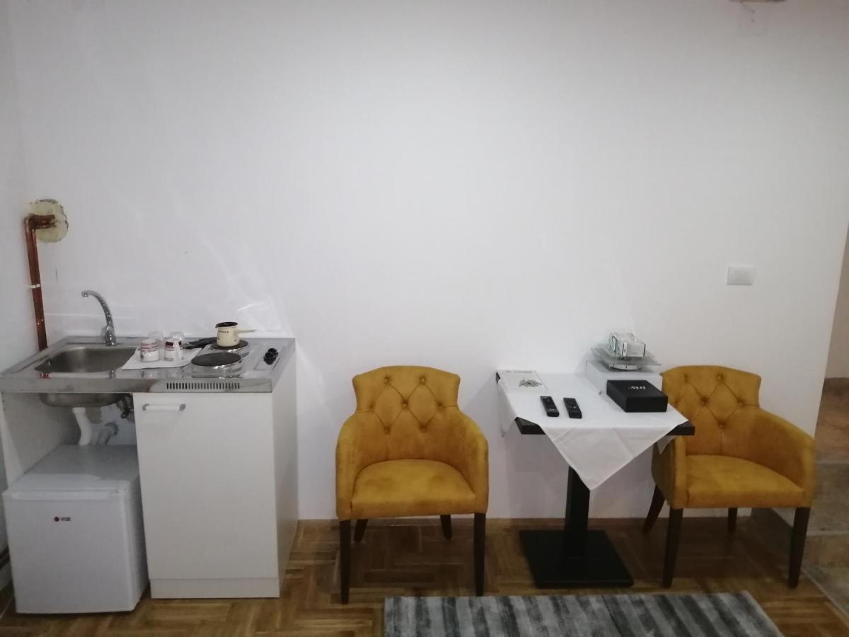 Ortodoks Apartment Brus Екстериор снимка